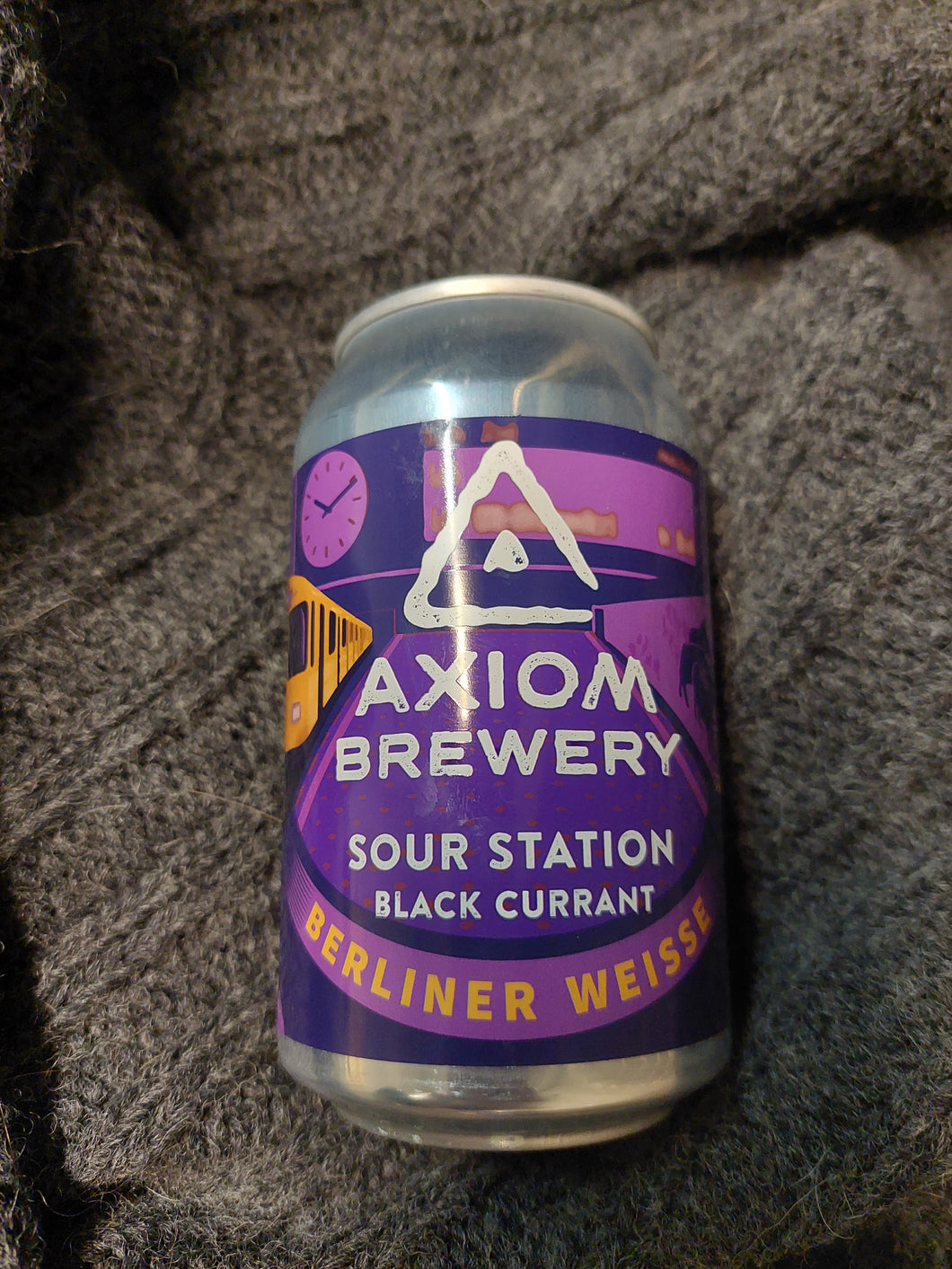 Axiom Brewery Sour Station Black Currant